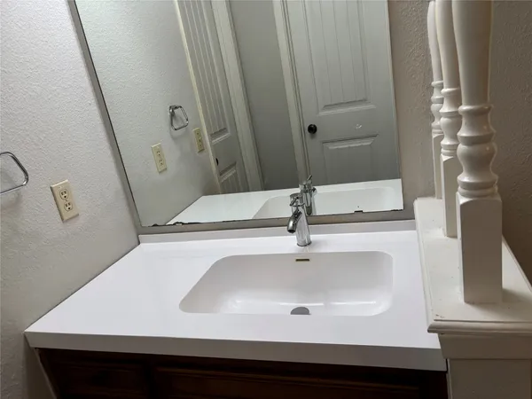 $1,250 | 10616 Mellow Meadow Drive, Unit 24C, Austin, TX 78750