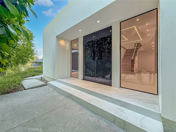 $15,950 | 4266 Louise Avenue, Encino, CA 91316