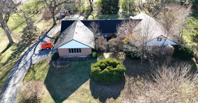 $324,900 | 8035 Pluskota Drive, Orland Park, IL 60462