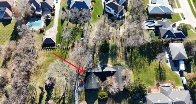 $324,900 | 8035 Pluskota Drive, Orland Park, IL 60462