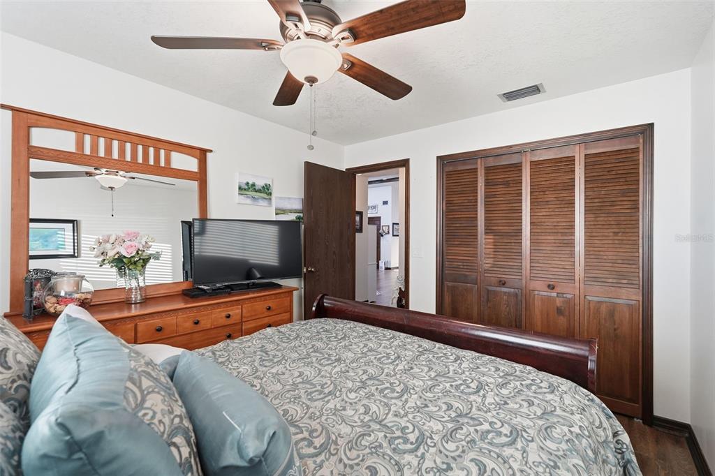1925 Dockside Drive Valrico, FL 33594 - Photo 29 of 49
