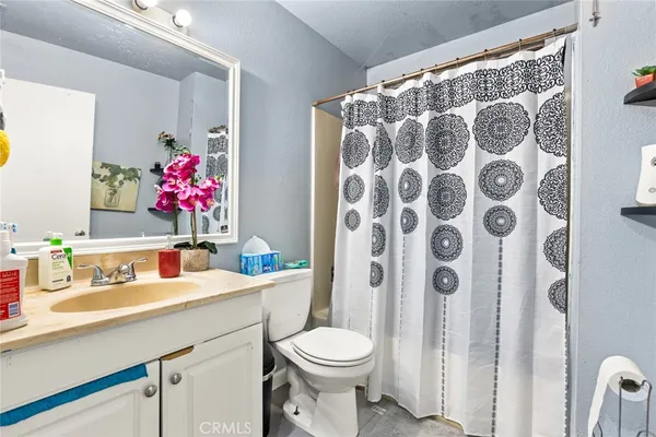 $305,000 | 467 East 22nd Street, Chico, CA 95928
