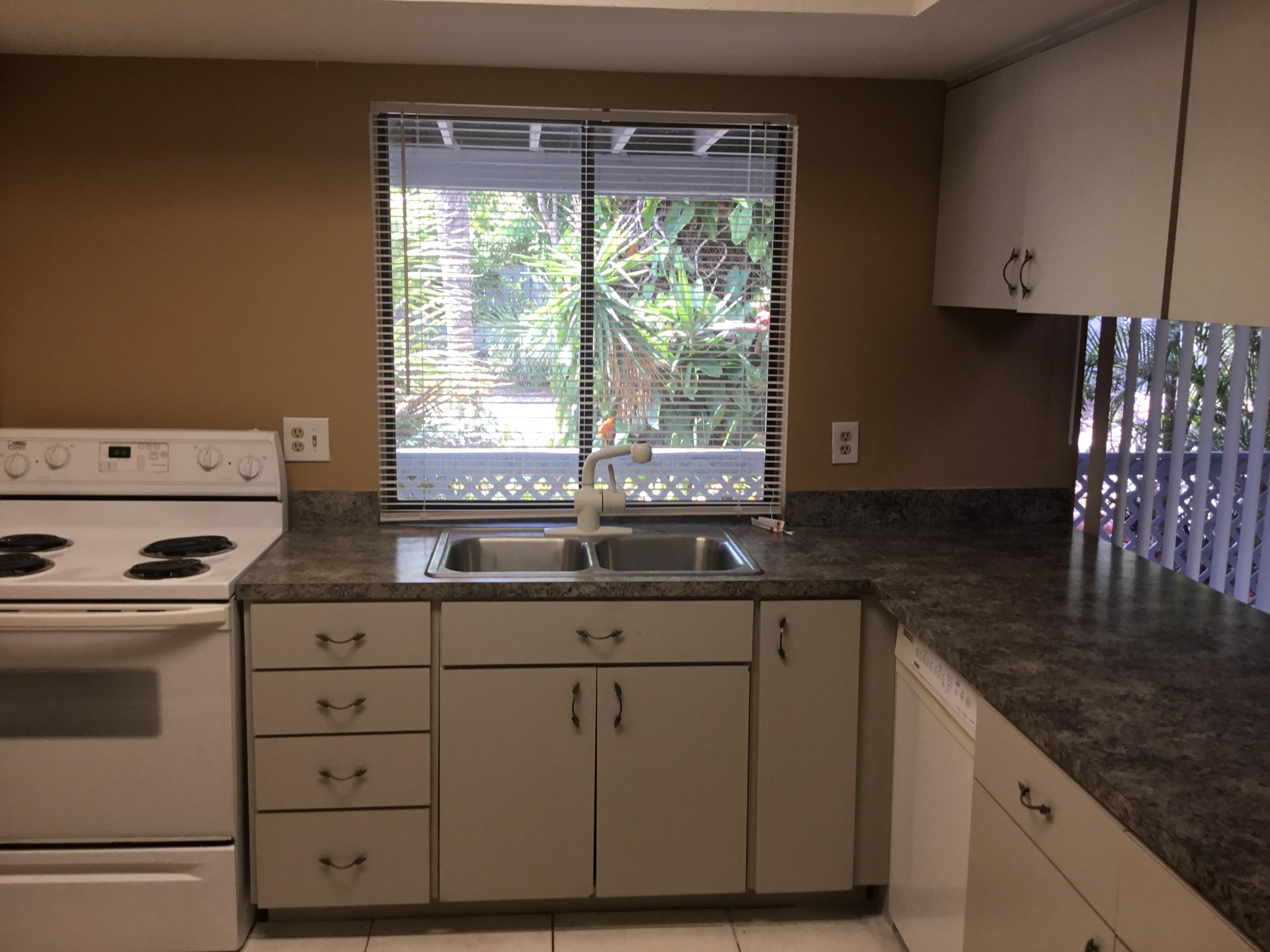 259 Northwest 15th Street Boca Raton, FL 33432 - Photo 22 of 25 299f