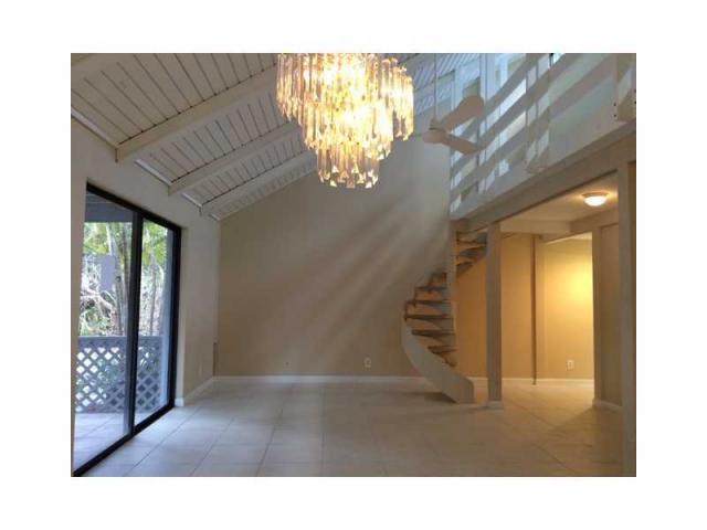 259 Northwest 15th Street Boca Raton, FL 33432 - Photo 7 of 25 259a