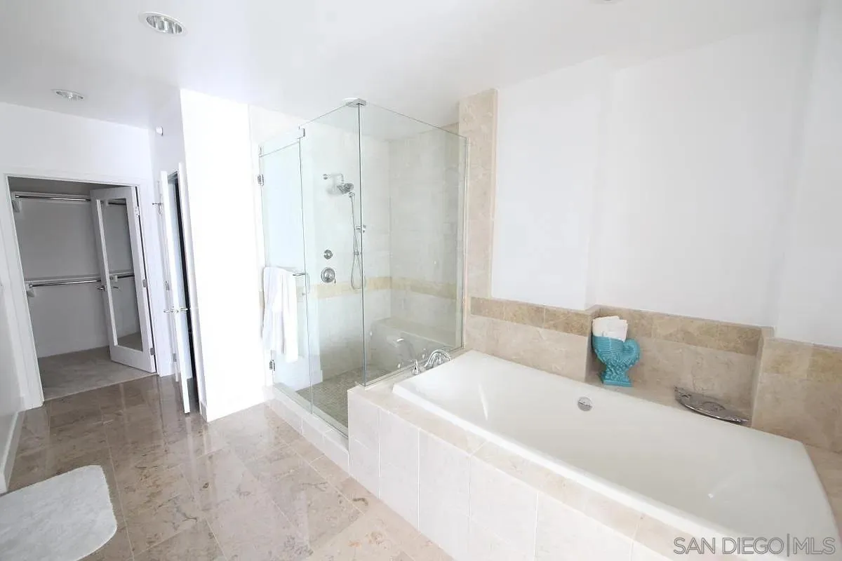 402 Rockefeller, Unit 306 Irvine, CA 92612 - Photo 9 of 17
