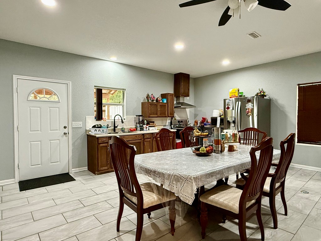 914 C C Rowe Road Slocomb, AL 36375 - Photo 3 of 39