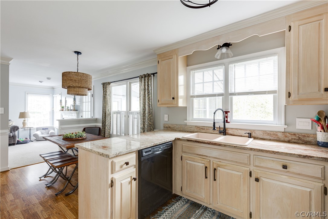15220 Windy Ridge Road Midlothian, VA 23112 - Photo 15 of 45 Yet another view of the kitchen looking into the c