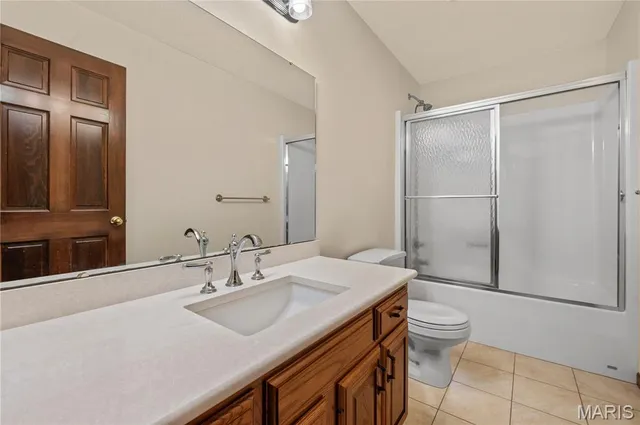 $487,000 | 109 Kingsbrooke Boulevard, Glen Carbon, IL 62034