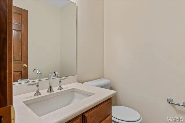 $487,000 | 109 Kingsbrooke Boulevard, Glen Carbon, IL 62034