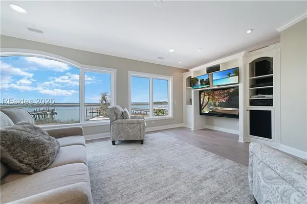 $4,250,000 | 25 North Calibogue Cay Road, Hilton Head Island, SC 29928