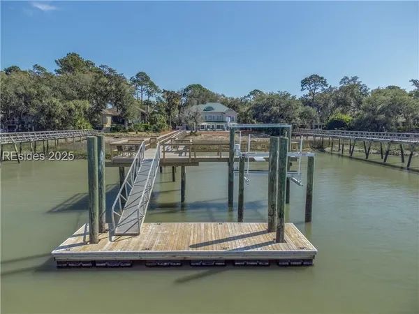 $4,250,000 | 25 North Calibogue Cay Road, Hilton Head Island, SC 29928