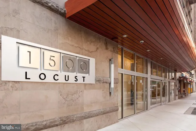 $2,135 | 1500 Locust Street, Unit 1B2315, Philadelphia, PA 19102
