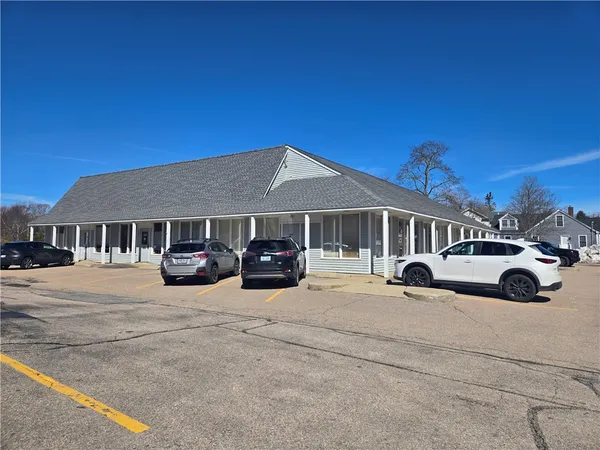 $995,000 | 24 Southwest Avenue, Jamestown, RI 02835