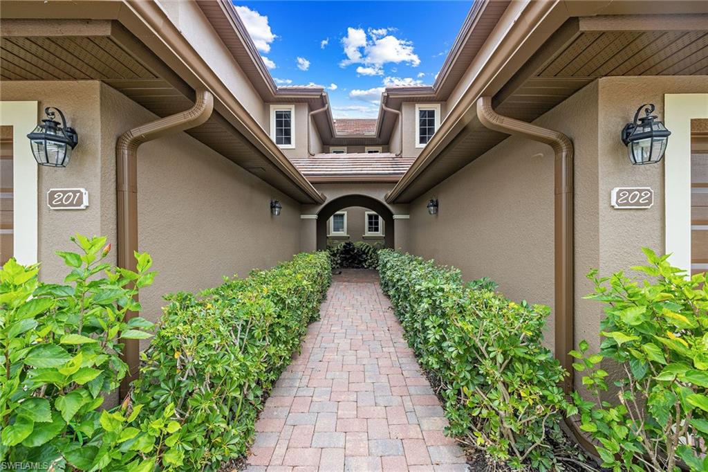 6669 Alden Woods Circle, Unit 7201 Naples, FL 34113 - Photo 3 of 28