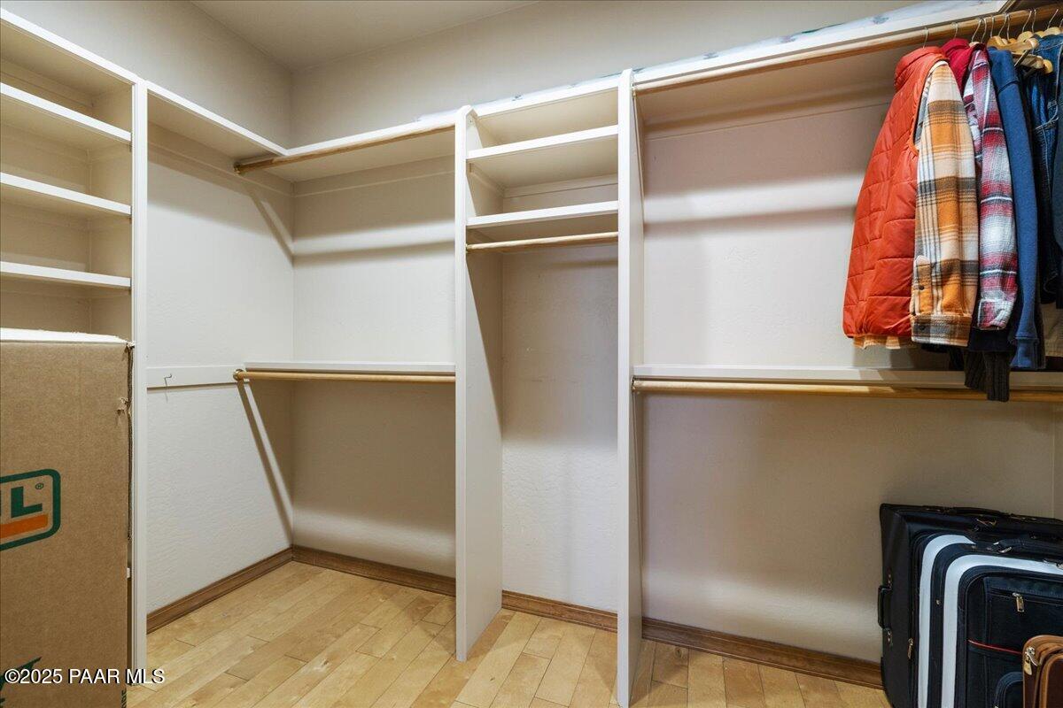 11055 Williamson Valley Ranch Road Prescott, AZ 86305 - Photo 17 of 37 Primary Closet