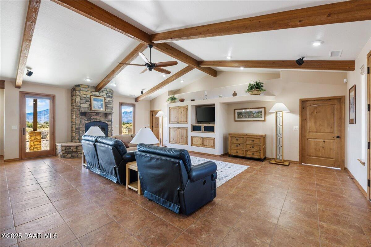 11055 Williamson Valley Ranch Road Prescott, AZ 86305 - Photo 6 of 37 Living Room