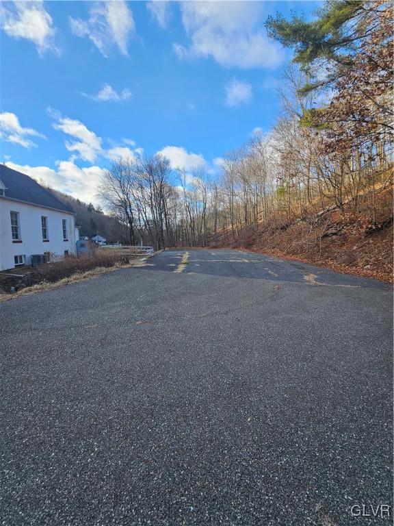 2218 Long Run Road Lehighton, PA 18235 - Photo 13 of 51 Gallery Image 13