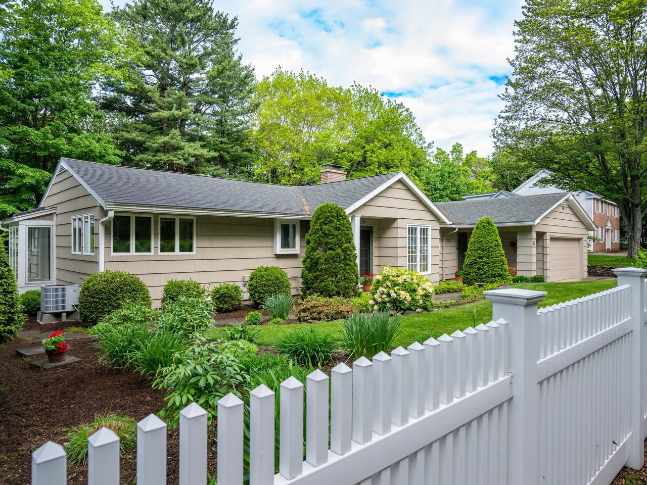 65 Deforest Heights Burlington, VT 05401 - Photo 38 of 40