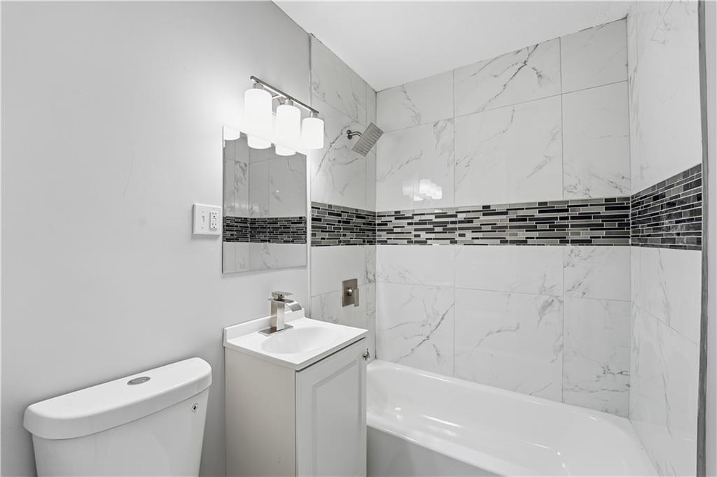 3212 Northeast Walnut Road Kansas City, MO 64117 - Photo 12 of 20