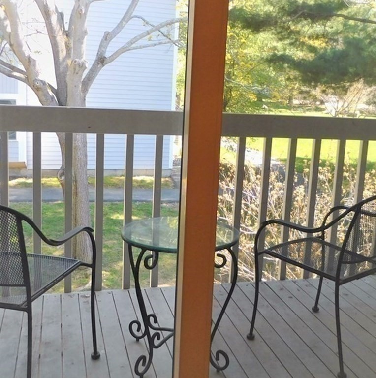 12 Beal's Cove Road, Unit D Hingham, MA 02043 - Photo 2 of 19 Gallery Image 2