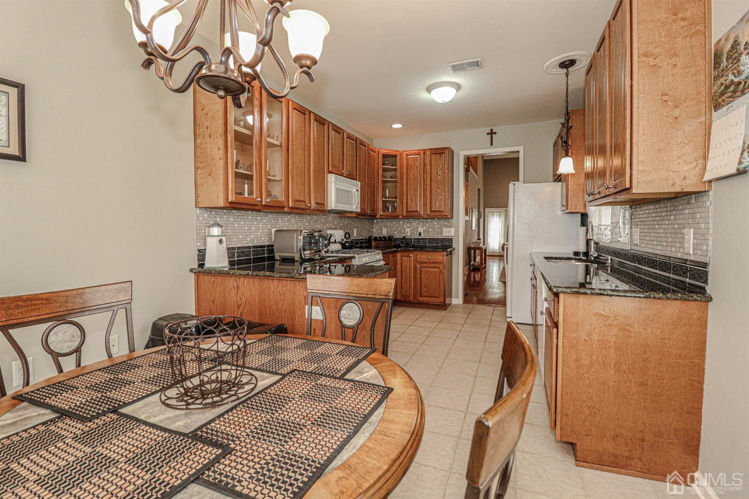 59 Bayard Road Somerset, NJ 08873 - Photo 12 of 28 Gallery Image 12