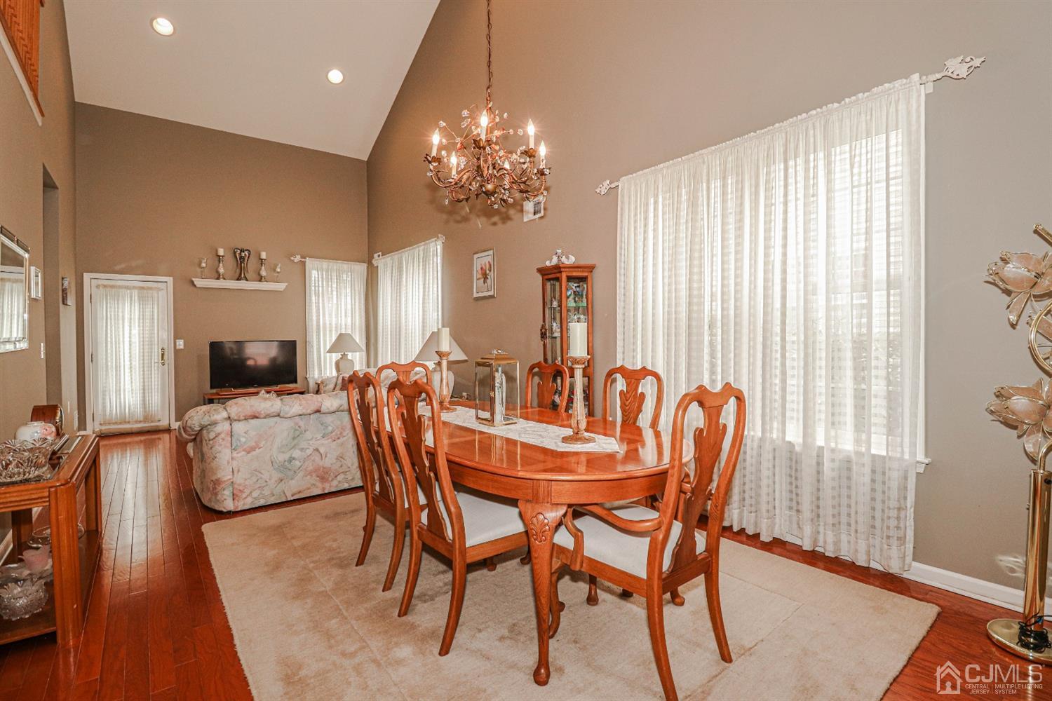 59 Bayard Road Somerset, NJ 08873 - Photo 5 of 28 Gallery Image 5