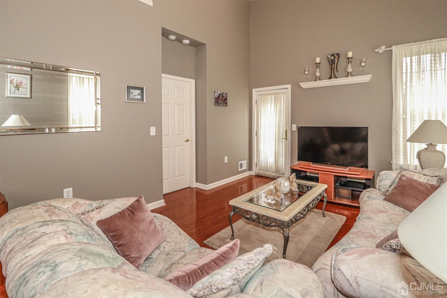 59 Bayard Road Somerset, NJ 08873 - Photo 7 of 28 Gallery Image 7
