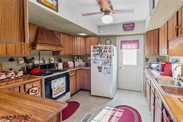 $150,000 | 3009 Willow Avenue, Granite City, IL 62040