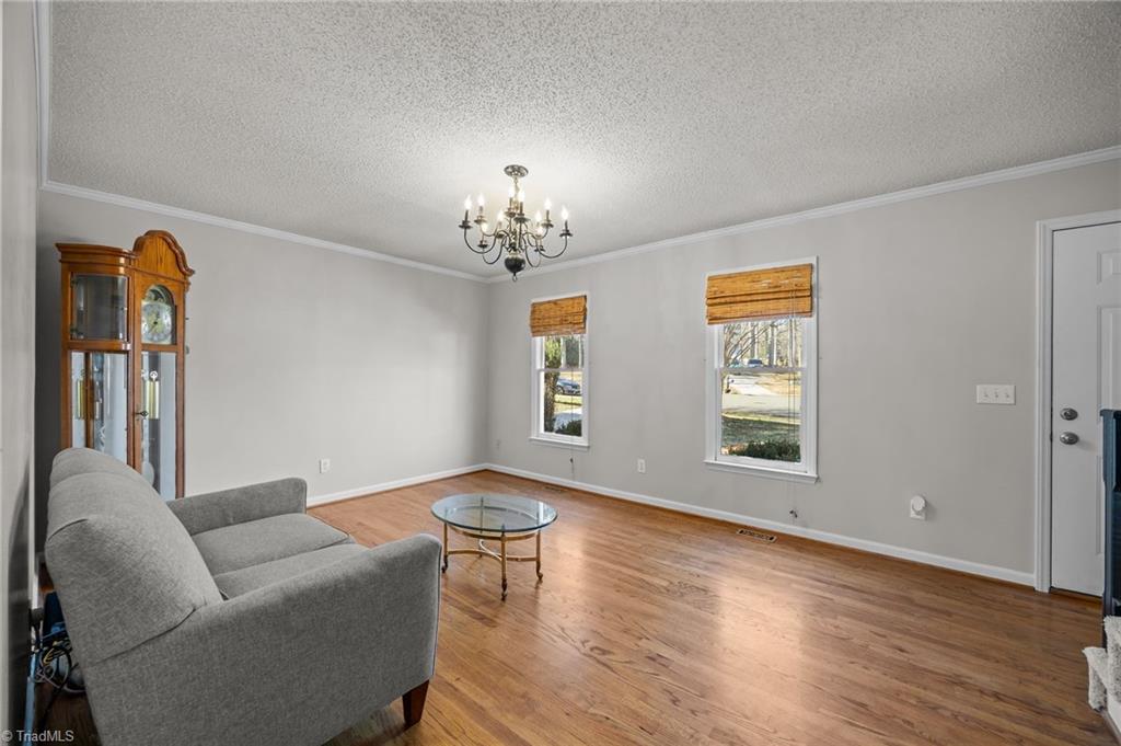 232 Holly Ridge Lane Mebane, NC 27302 - Photo 5 of 45 Light and Airy