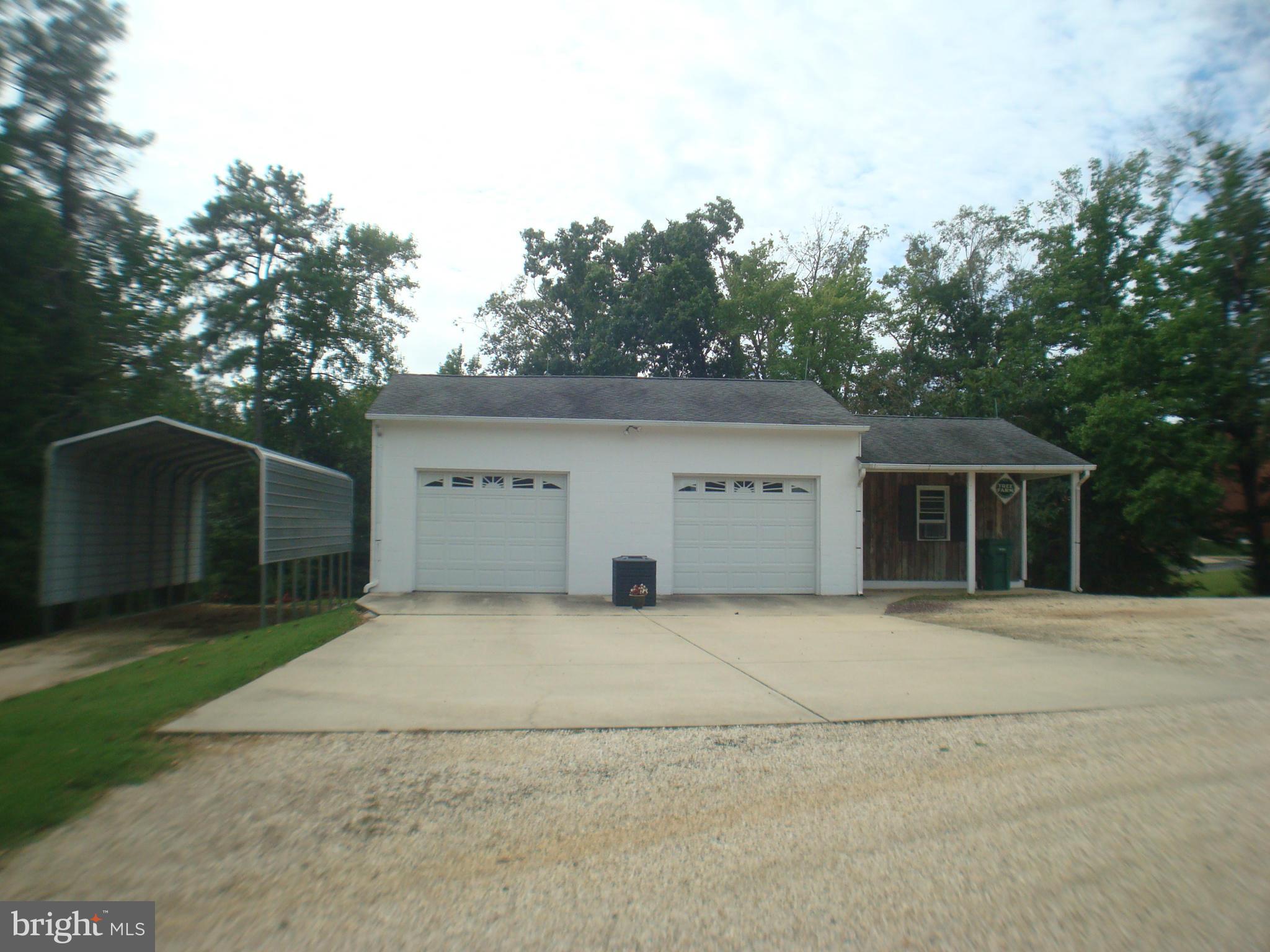 22620 Cedar Lane Road Leonardtown, MD 20650 - Photo 18 of 24 GARAGE/ WORKSHOP/ RV OR BOAT PARKING