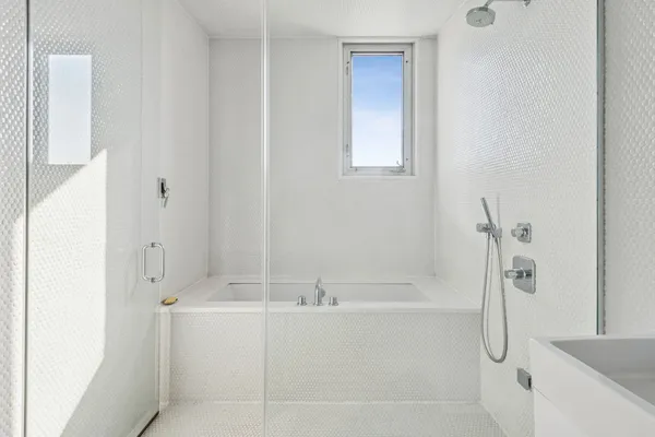 $3,500,000 | 2054 West Grand Avenue, Chicago, IL 60612