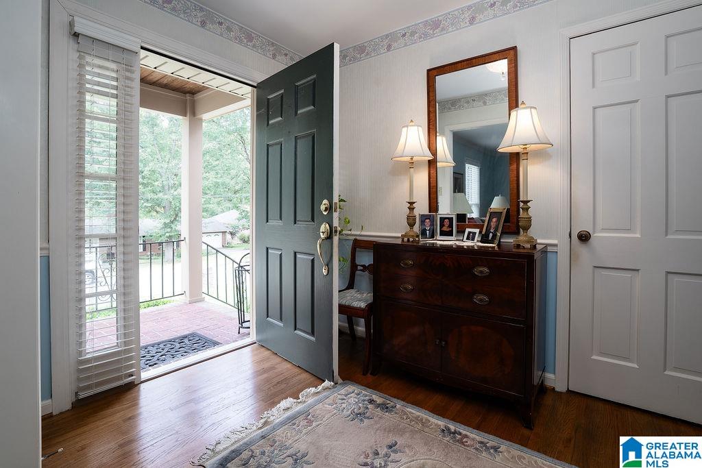 1735 Cornwall Road Birmingham, AL 35226 - Photo 6 of 34