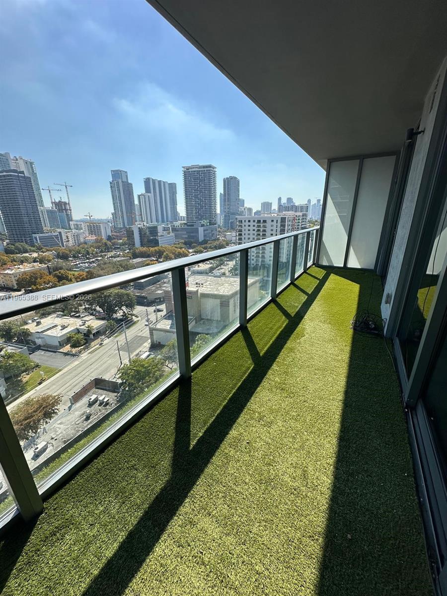 121 Northeast 34th Street, Unit 1505 Miami, FL 33137 - Photo 15 of 21