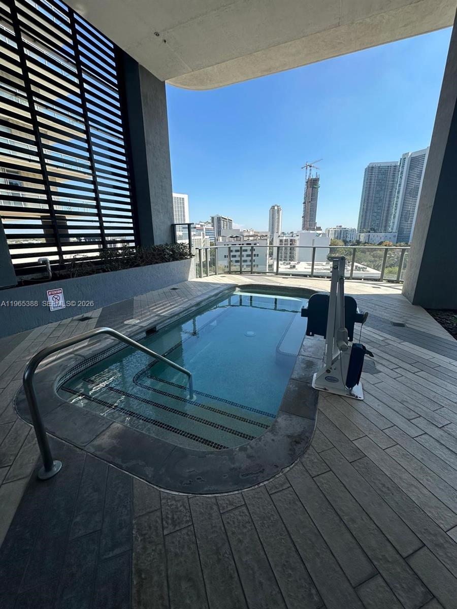 121 Northeast 34th Street, Unit 1505 Miami, FL 33137 - Photo 19 of 21