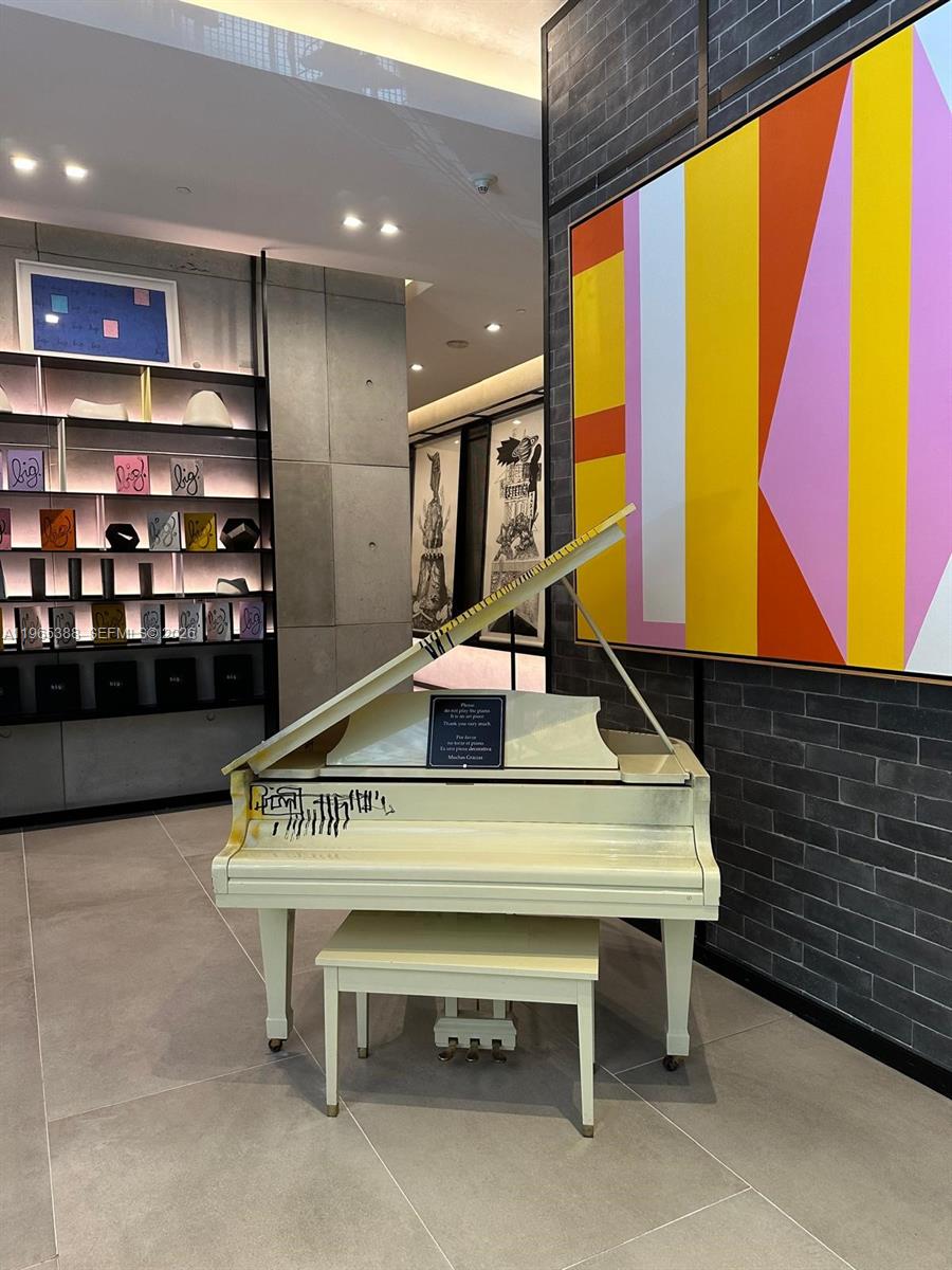 121 Northeast 34th Street, Unit 1505 Miami, FL 33137 - Photo 20 of 21