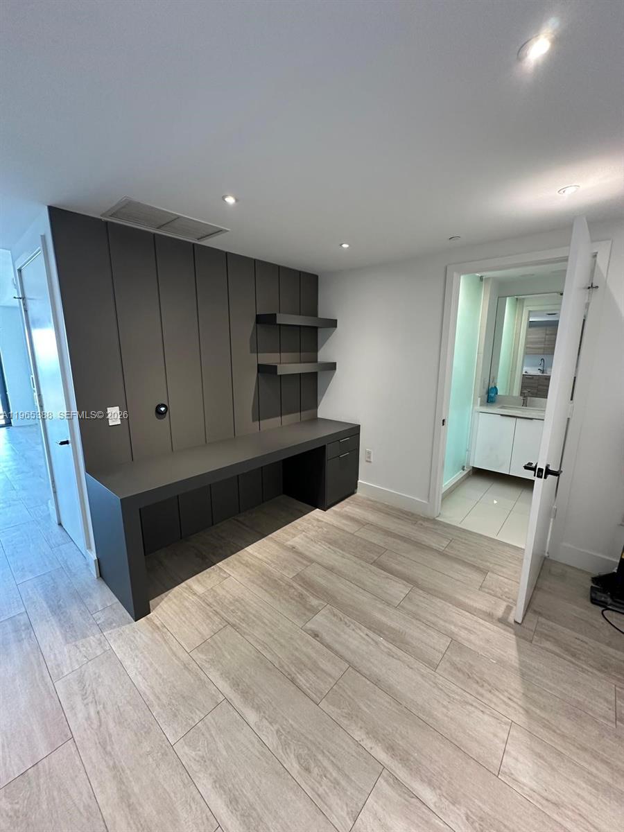 121 Northeast 34th Street, Unit 1505 Miami, FL 33137 - Photo 7 of 21