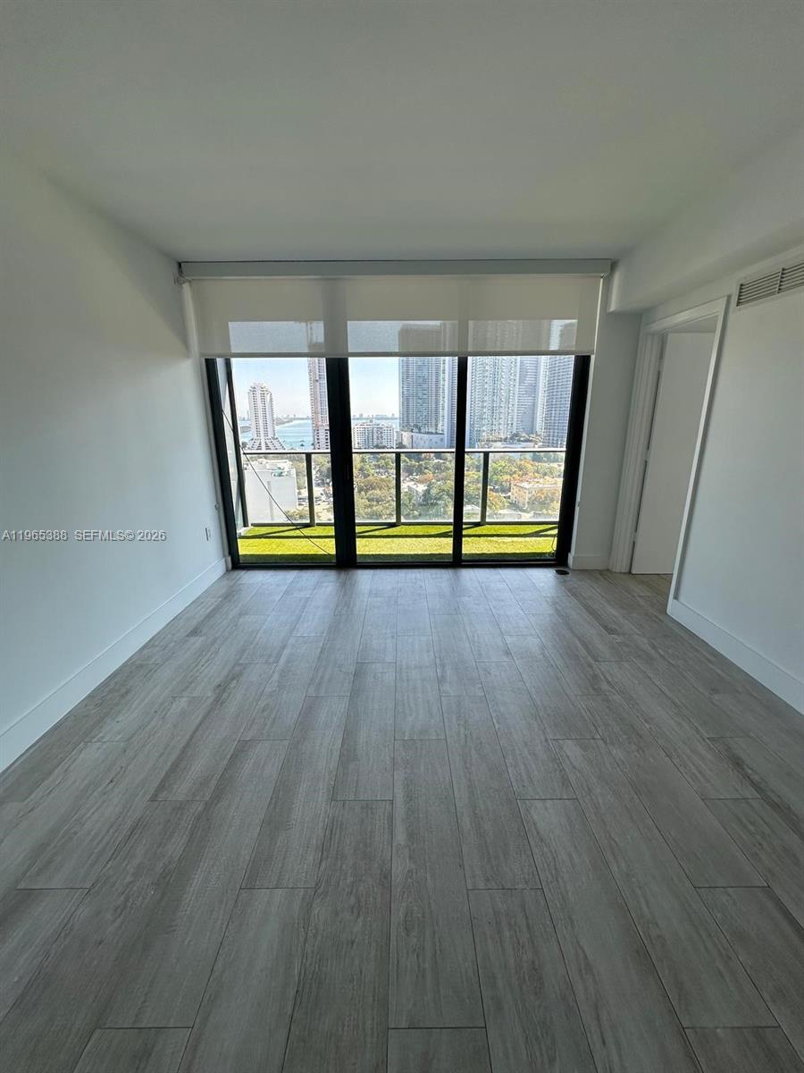 121 Northeast 34th Street, Unit 1505 Miami, FL 33137 - Photo 8 of 21