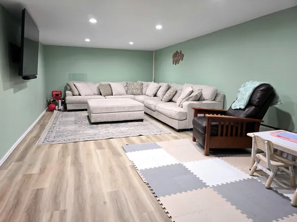 $189,900 | 629 Olson Avenue, Windom, MN 56101