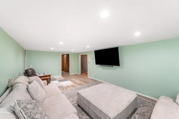 $189,900 | 629 Olson Avenue, Windom, MN 56101