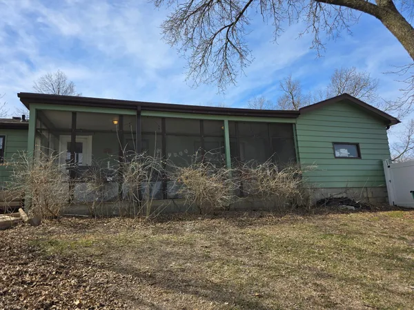 $189,900 | 629 Olson Avenue, Windom, MN 56101