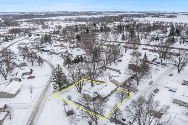 $189,900 | 629 Olson Avenue, Windom, MN 56101