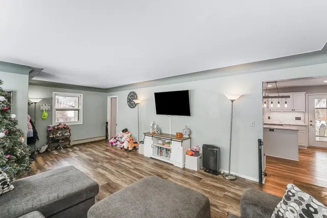 $209,900 | 629 Olson Avenue, Windom, MN 56101