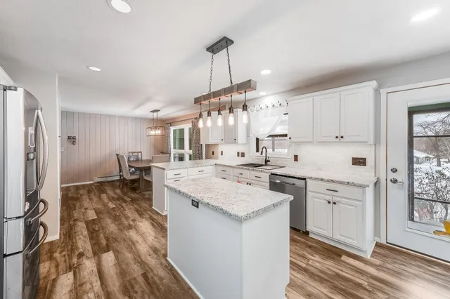 $209,900 | 629 Olson Avenue, Windom, MN 56101