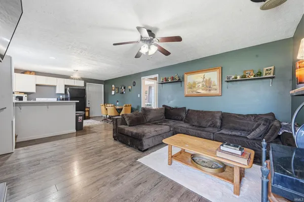 $199,900 | 8092 South 300 East, Markleville, IN 46056
