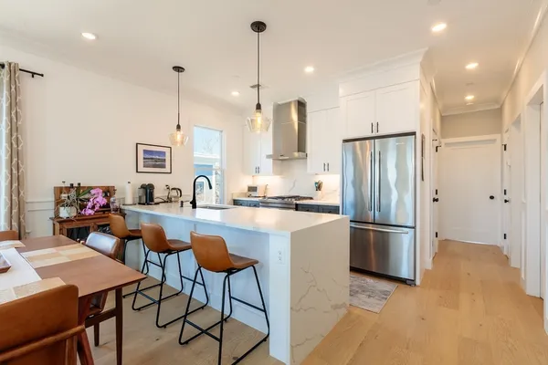 $1,195,000 | 111 Beacon Street, Unit C, Somerville, MA 02143