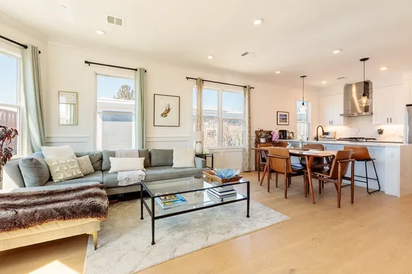 $1,195,000 | 111 Beacon Street, Unit C, Somerville, MA 02143