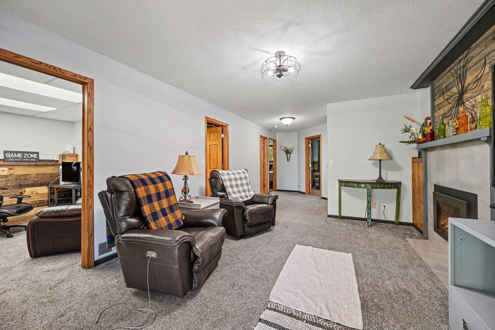 6920 Innsdale Avenue South Cottage Grove, MN 55016 - Photo 23 of 38