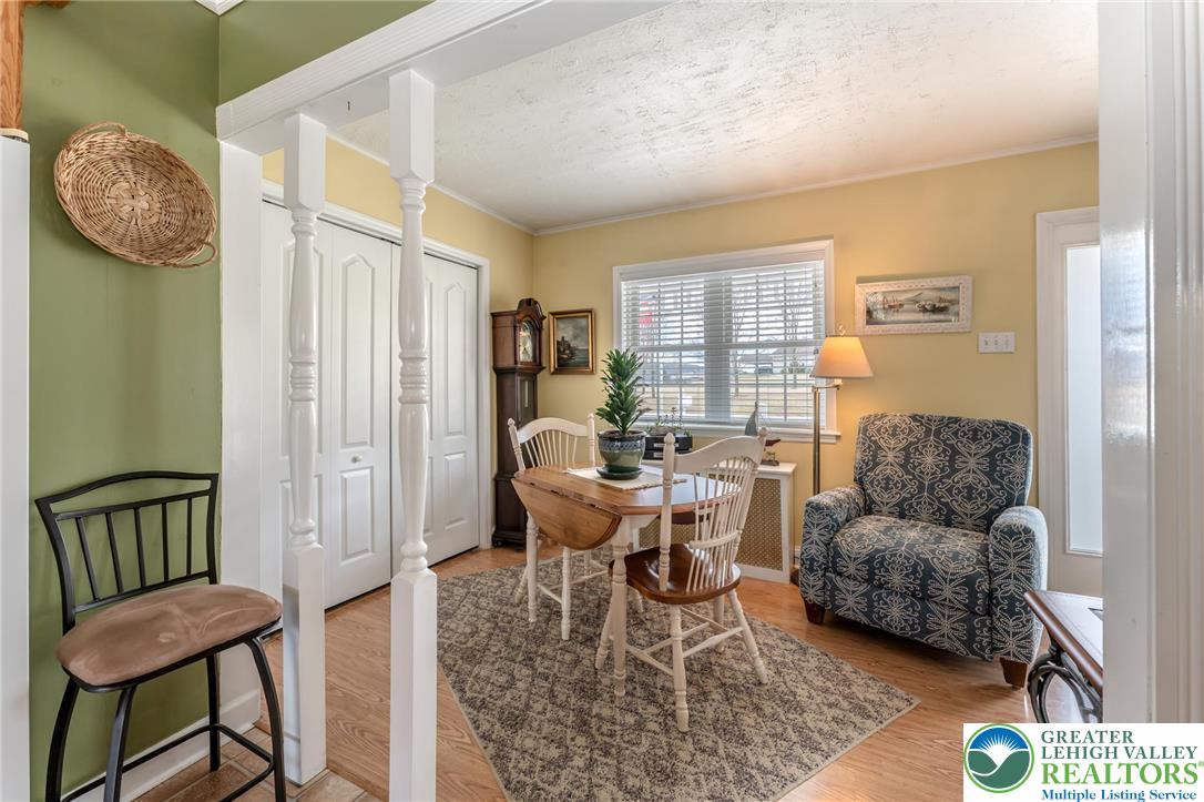 181 Springhouse Road Lehighton, PA 18235 - Photo 28 of 71 a living room with furniture and a window