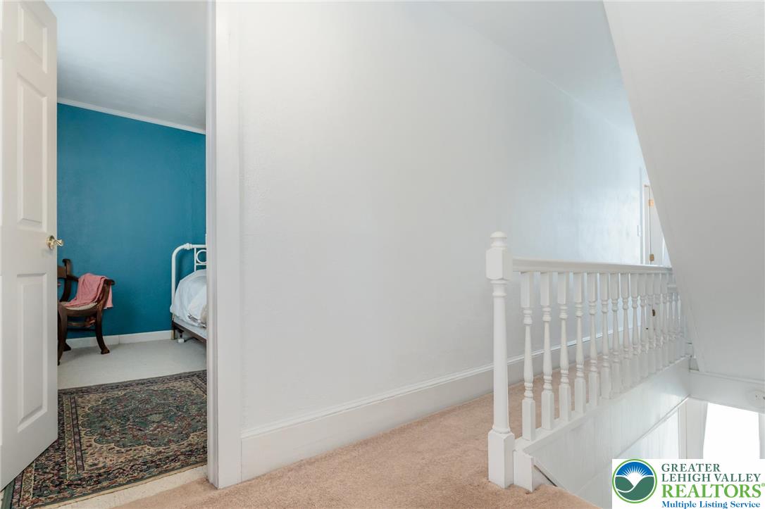 181 Springhouse Road Lehighton, PA 18235 - Photo 45 of 71 a bathroom with a bathtub