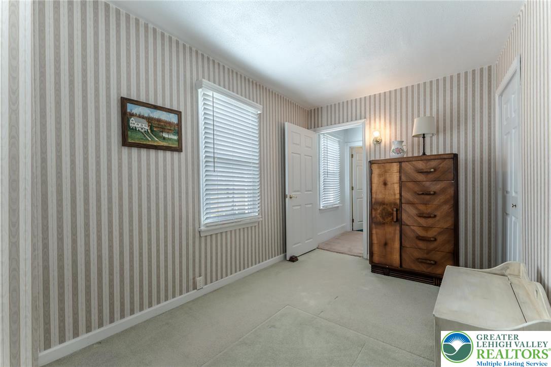 181 Springhouse Road Lehighton, PA 18235 - Photo 54 of 71 an empty room with windows